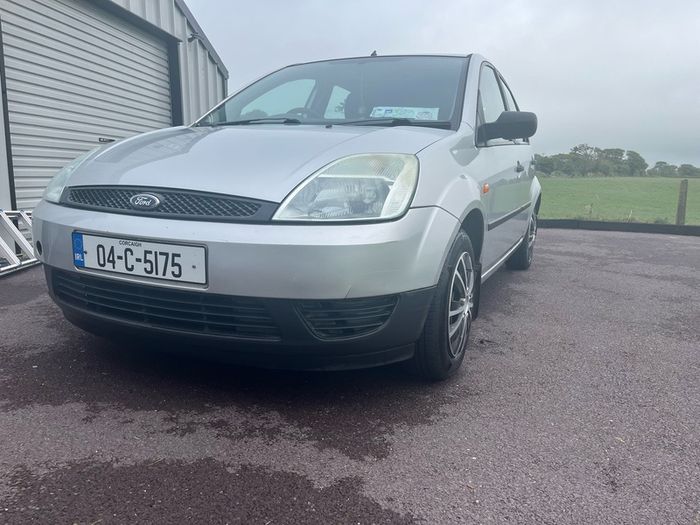 2004 Ford Fiesta