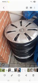 Vw transporter 6.1Steel wheels  hubcaps