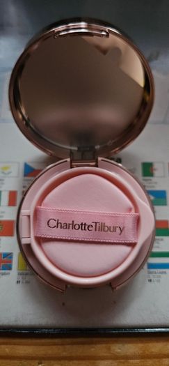 Charlotte Tilbury Pillow Talk Beautifying Cushion Foundation in 1N Fair Clair