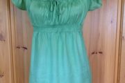 Size 10 Dorothy Perkins Pale Green Top