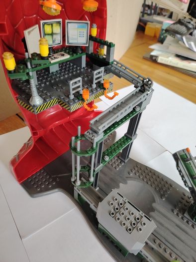 Spider Man 3- Secret Lab Assault - Mega Bloks
