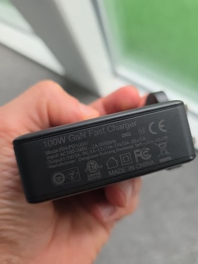 100W GaN USB-C Charger - Ultra Fast Laptop Charger - Native UK Plug (Essager)