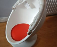 IKEA PS LOMSK Kids Swivel armchair, white/red
