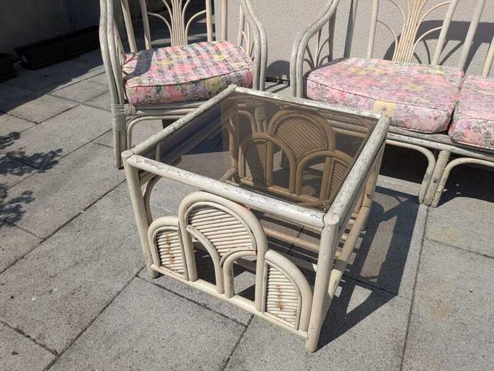 Bamboo garden furniture (table, sofa + chairs)