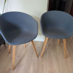 Chairs x2