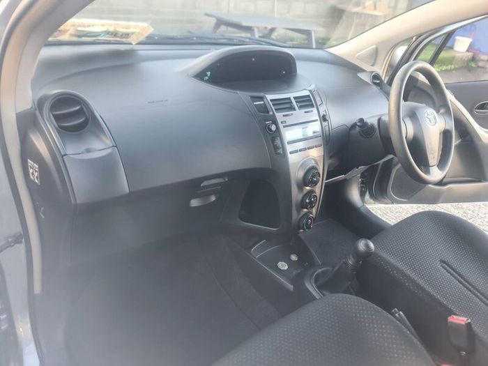 Toyota Yaris 2011