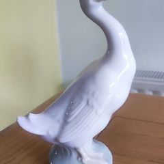 NAO By Lladro Goose Figurine