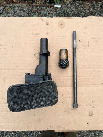 Land Rover Series oil pump