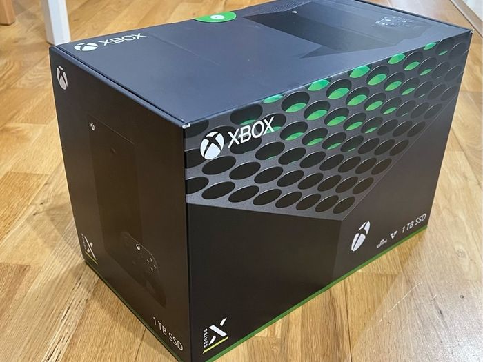Xbox Series X 1TB + Battlefield 6 - Brand New & Factory Sealed