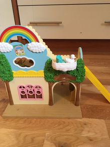 Sylvanian Nursery with Bus