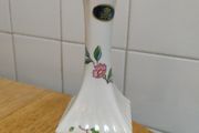 Aynsley Pembroke Pattern Square Sided Bud Vase in excellent condition
