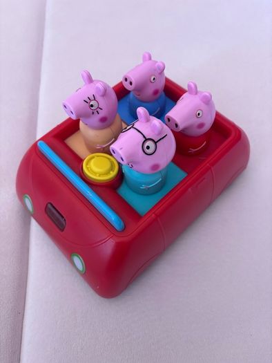 Peppa Pig Peppa's Clever Car with Lights and Sound Effects