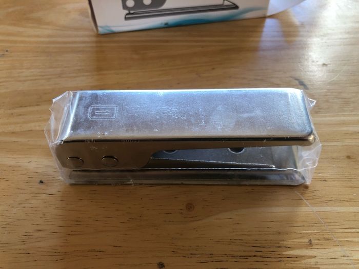 Nano SIM cutter