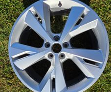 Audi Q4 Alloy Wheel 89A601025D