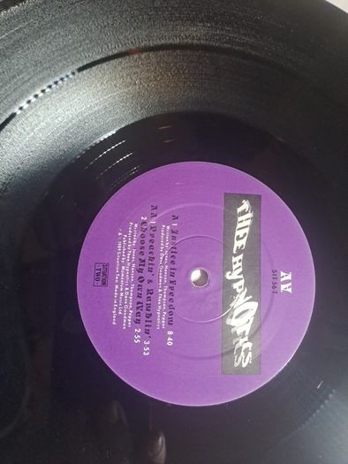 Vinyl.The Hypnotics.
