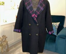 Ladies Black Coat with Tartan inside from Gm Globus. Size UK 14 / EU 42