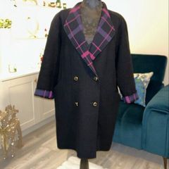 Ladies Black Coat with Tartan inside from Gm Globus. Size UK 14 / EU 42