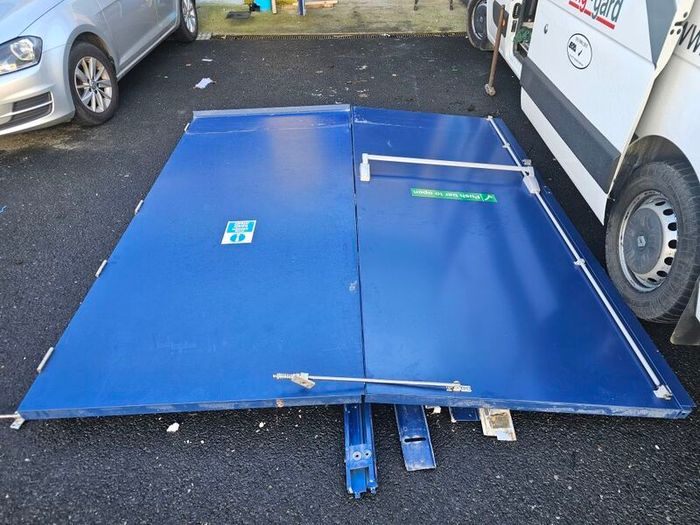 2 Galvanised Steel Doors insulated