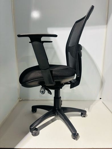 office furniture Clearance stock MESSAGE PICTURE NUMBER FOR PRICE thanks