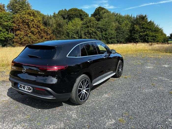 Mercedes-Benz EQC 2020