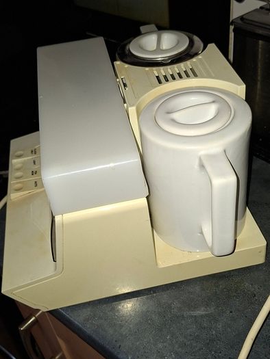 Beautiful Vintage Working 70s Goblin Teasmade, Automatic Tea Maker with Light and Alarm Clock, Ceramic Teapot. Postage Available or Collection