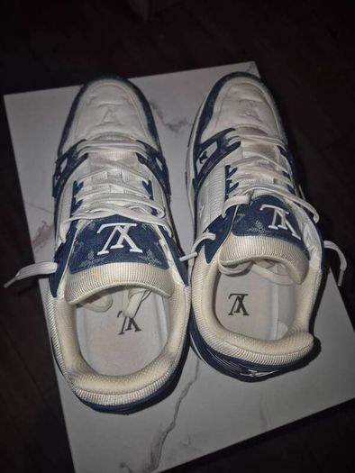 mens LV runners