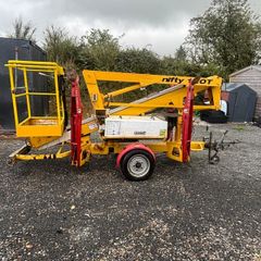 Nifty lift cherry picker