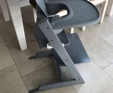 Stokke tripp trapp grey high chair and tray