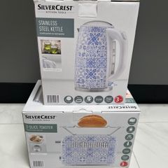 Kettle and toaster set