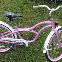 Girls bike