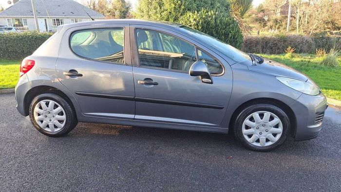 2011 Peugeot 207 1.4.    6/26 NCT