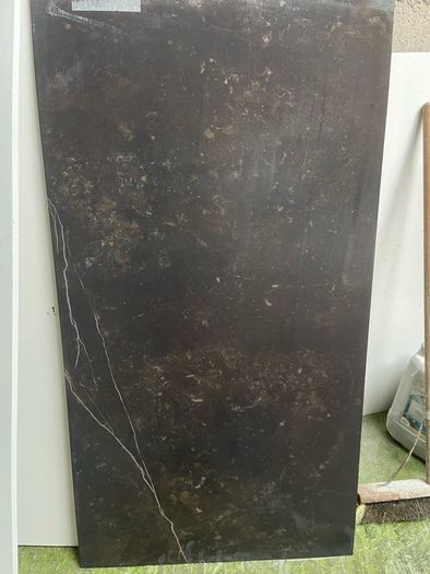 granite and quartz- 8 mm DEKTON keyla
