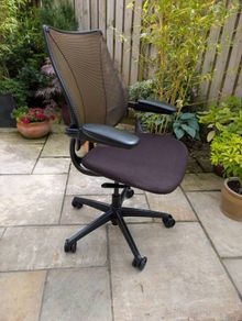 ergonomic office chair