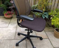 ergonomic office chair