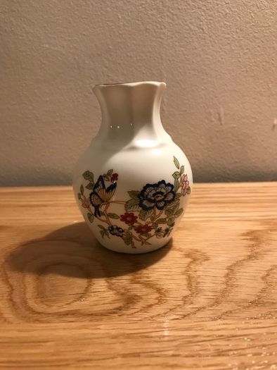Vintage Royal Tara Mini Bud Vase