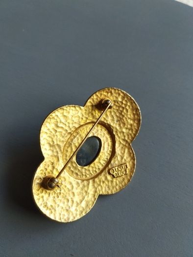 vintage brooch Leslie Block