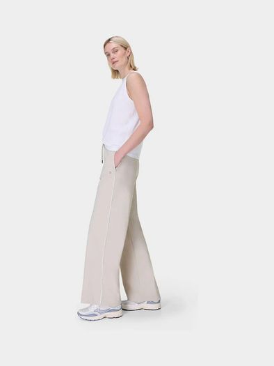 Size XXS New with tags Sweaty Betty Cream 30 inch inside seam Explorer Wide Leg 30" Trousers