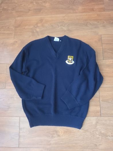 Templeogue College navy jumper size M