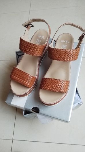 Ara Nappasoft Cognac Sandal