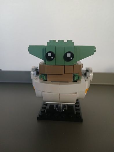 LEGO 75317 BrickHeadz Star Wars The Mandalorian & The Child Retired Set