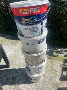 White emulsion for walls and ceilings