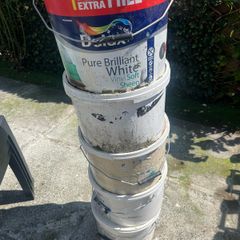 White emulsion for walls and ceilings