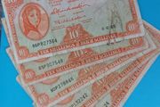 Irish 5 X 1968 Lavery ten shilling banknots in used condition