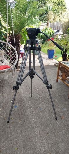 Manfrotto Tripod video MVH500A