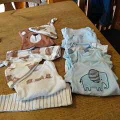 Newborn boys bundle, like new. 2 Newborn outfits, 3 piece sets fred & Flo. 5 Vests. Next.  Upto 7.5 lbs
