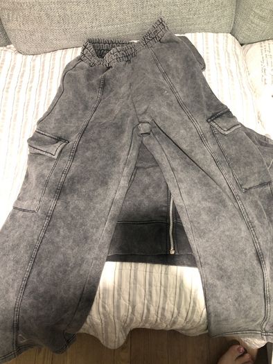 Trousers and hoodie Zara