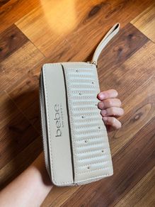 Wallet Woman
