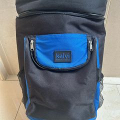 Kalvi Rolling Insulated cooler bag