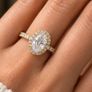 Diamond ring / Engagement ring Image 8