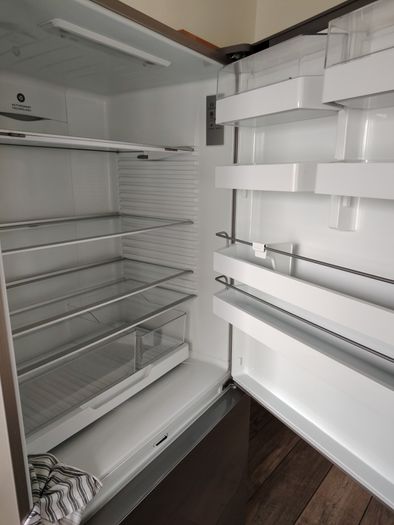Fridge freezer